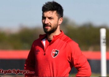 Scocco: “Trato de no hablar de los árbitros, pero tendré que cambiar porque a los que hablan les está yendo bien”