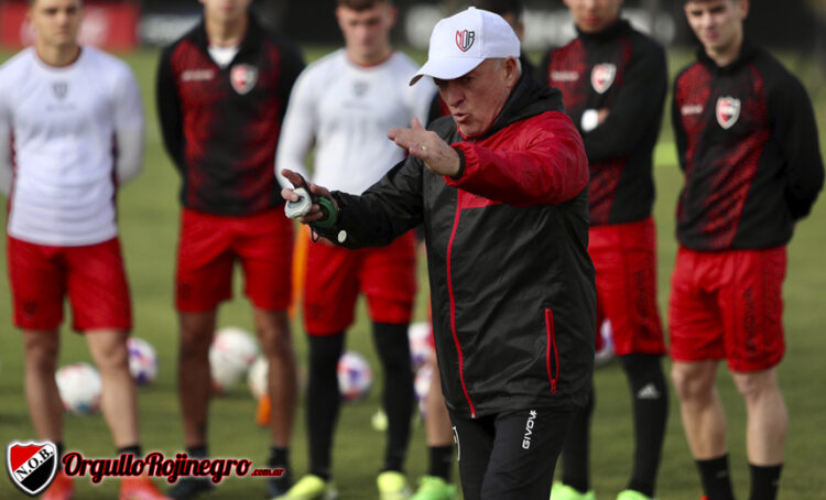 “Hoy no estuvimos a la altura del partido en cuanto a juego”